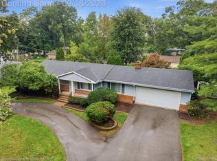 2457 Pfeifle, Howell, MI 48843