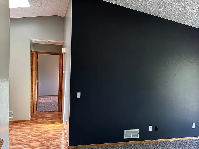 11139 Edgewood Cir N — Photo 12