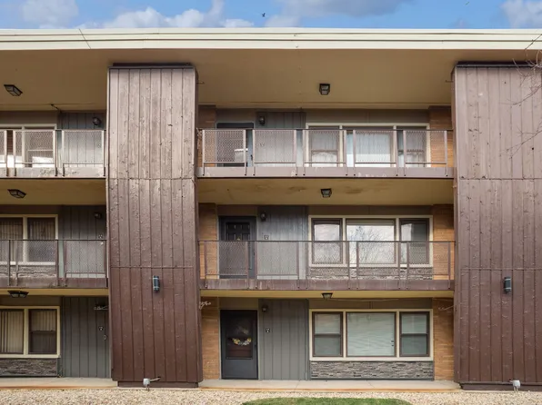 9624 W Higgins Rd APT 3FN, Rosemont, IL 60018