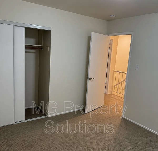 55 Roundtree Blvd #1 — Photo 18