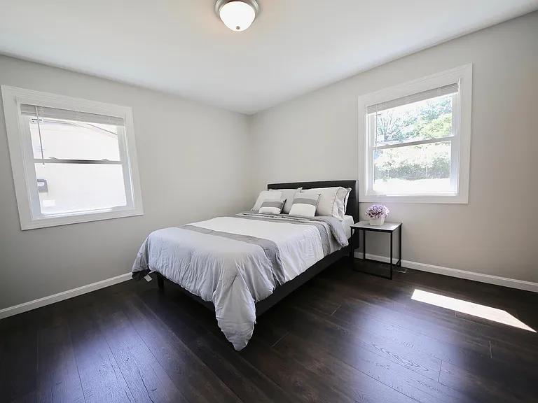 502 W Skyline Dr — Photo 17