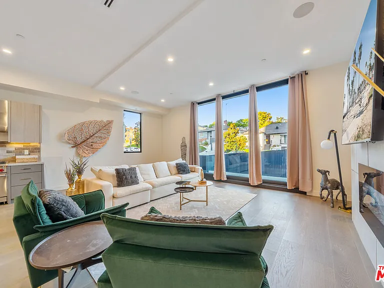 10563 Ashton Ave #1 — Photo 57