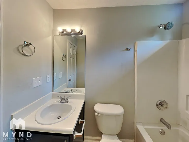 722 Village Overlook — Photo 18