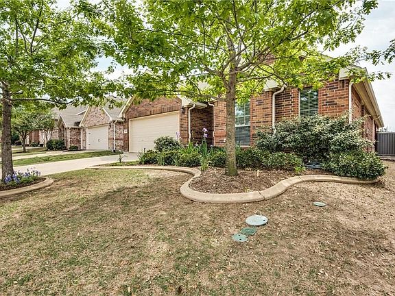 3rd image of 5305 Basswood Dr