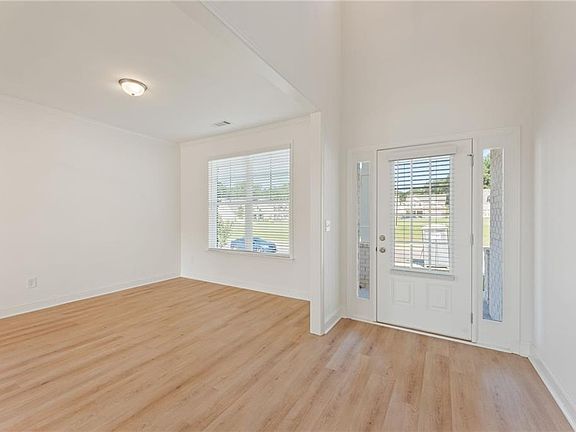 3rd image of 7224 Millbrae Walk