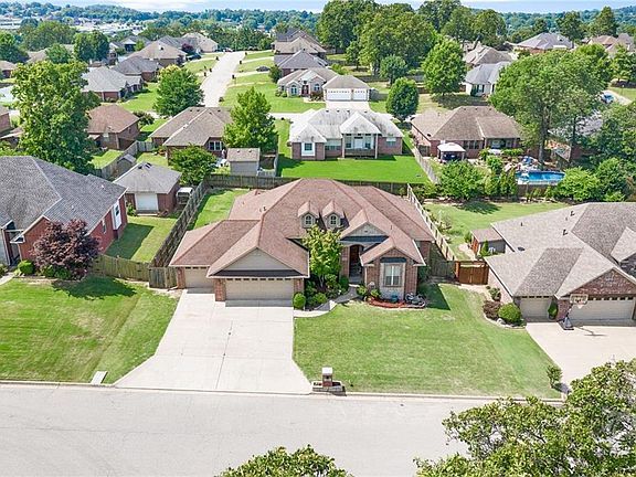 4th image of 1216 Timberland Dr