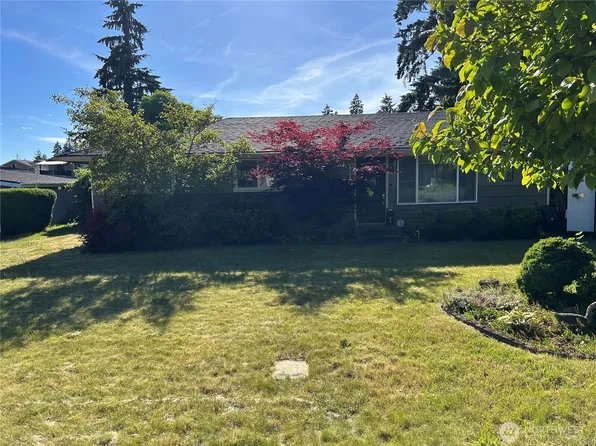 8230 52nd Drive NE, Marysville, WA 98270