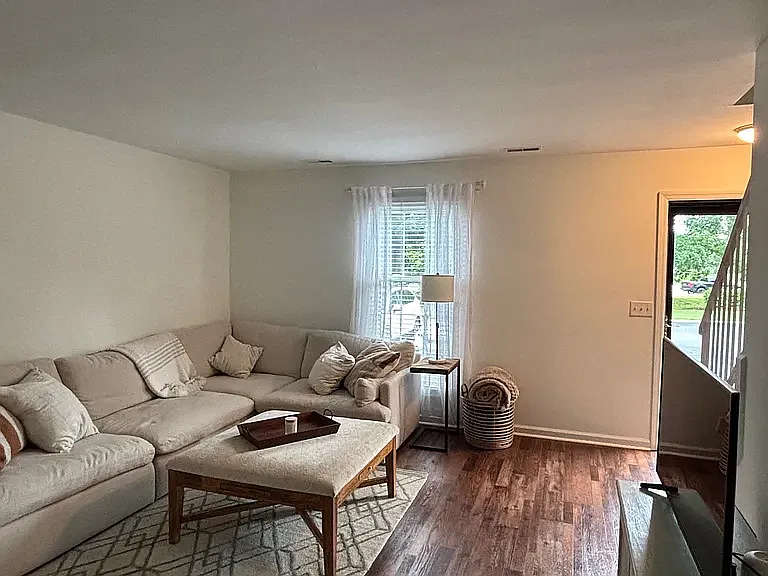 5710 Brentwood Trce — Photo 7