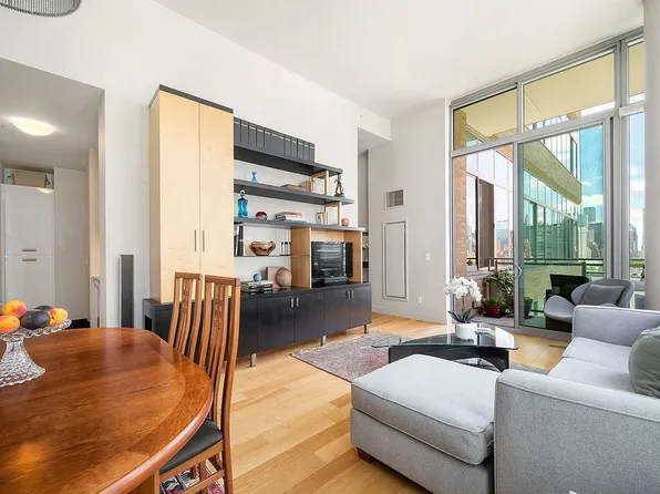 4630 Center Blvd APT 1603, Long Island City, NY 11109