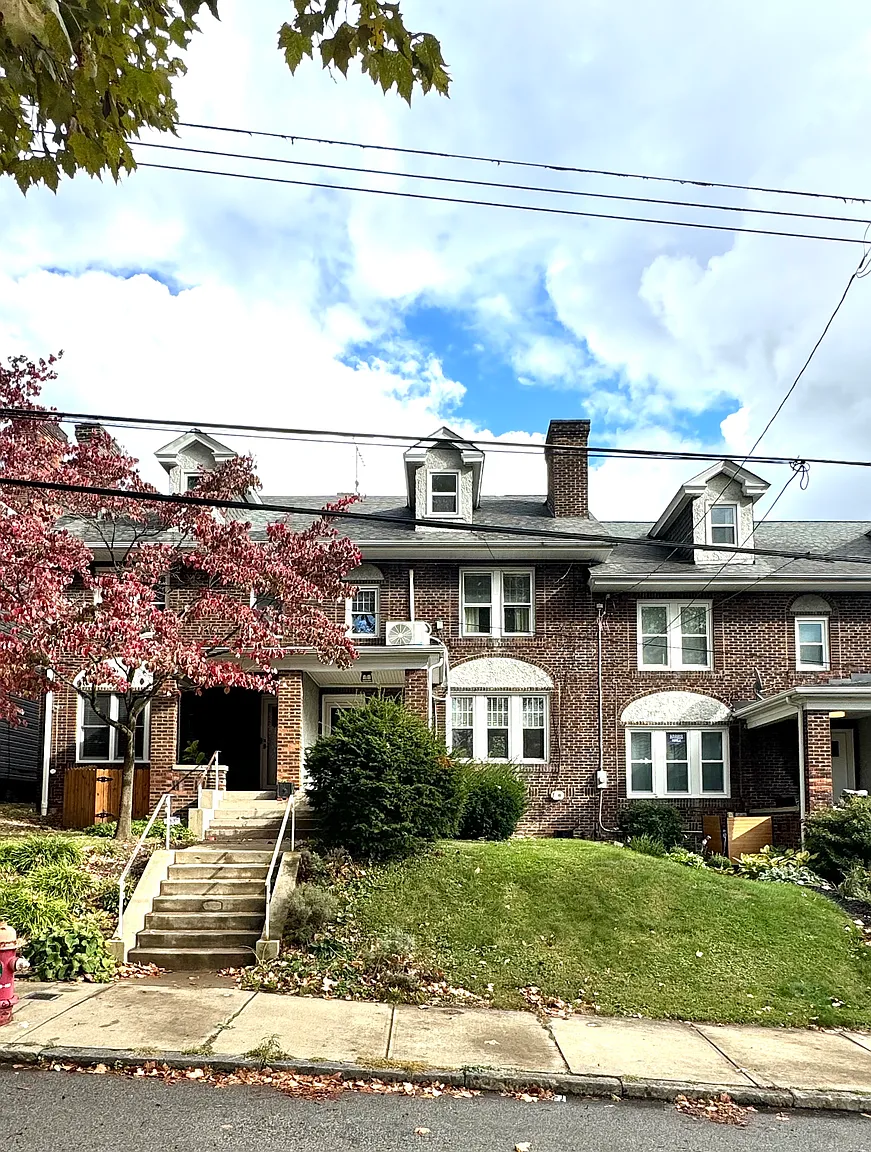 918 Farragut St photo 1