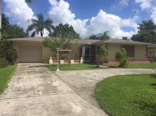 5233 Sunset Ct, Cape Coral, FL 33904