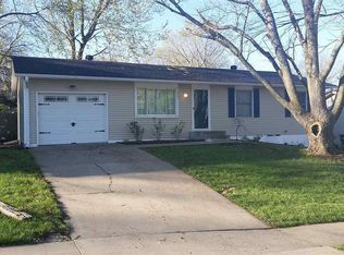 2231 SE 36th St, Topeka, KS 66605