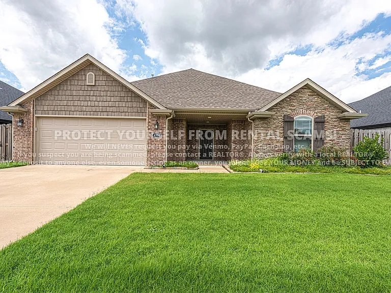 4358 W Barhem Dr — Photo 1