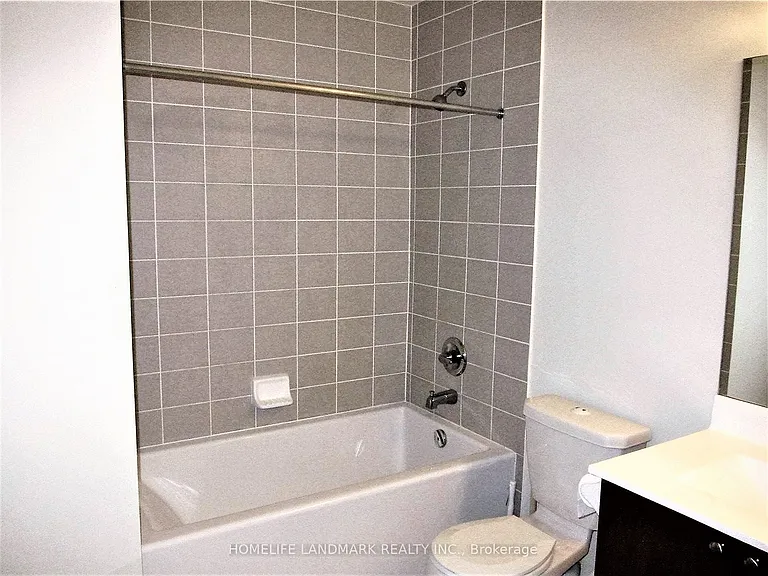 181 Village Green Sq #2216 — Photo 8