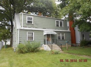 2636 Grunewald St, Blue Island, IL