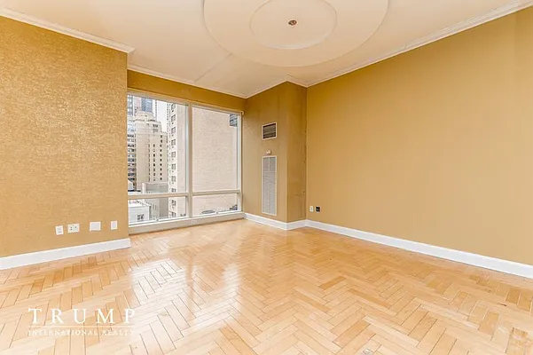 Sold by Trump International Realty | media 3