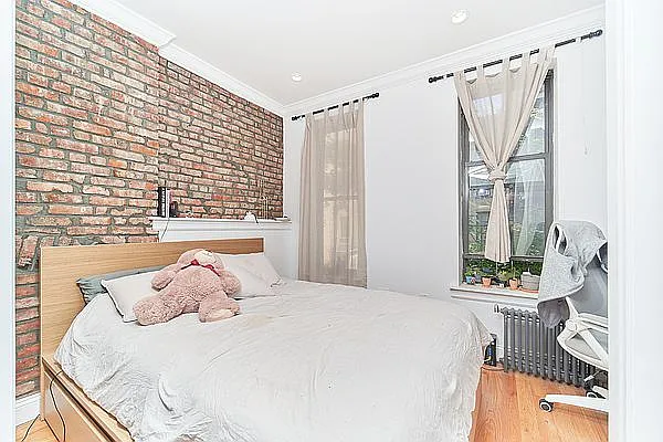 Rented by Living New York | media 13