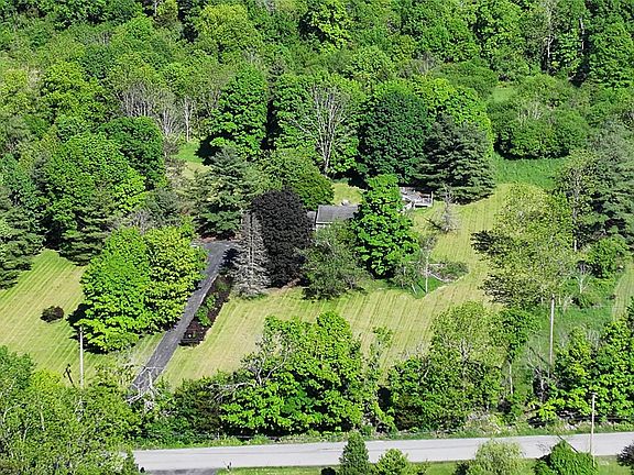 3rd image of 215 Prospect Road