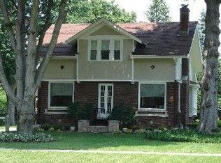 1317 Garfield Ave, Aurora, IL 60506