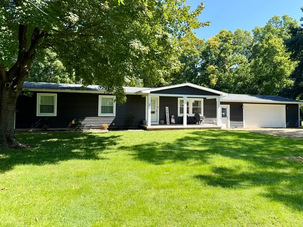 205 E Mulberry St, Hennepin, IL 61327