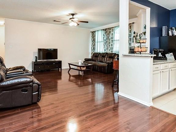 3rd image of 6419 Saint Leonard Dr
