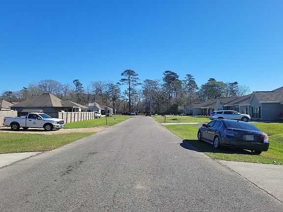 4th image of 13552 Lily Ave