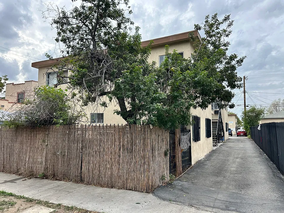 136 E Avenue 41 #2