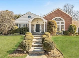 333 Glendale Rd, Scarsdale, NY 10583