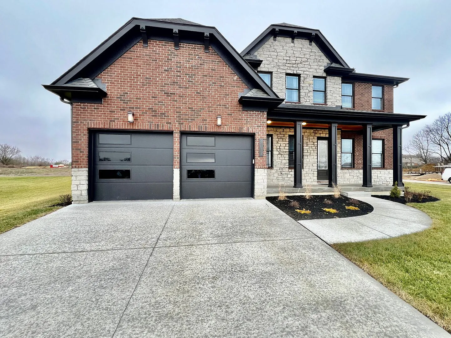 NEW, big, beautiful, Executive Home Liberty Twp — Photo 2