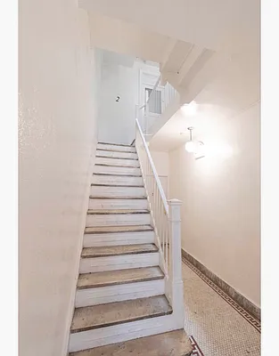 Rented by RealTegrity NY LLC | media 121