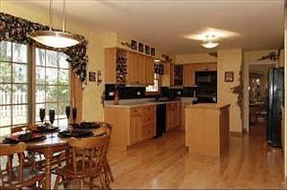2nd image of 1024 W Peregrine Dr