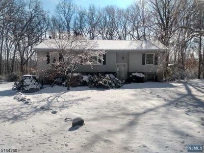 611 Hemlock Dr, Newton, NJ, 07860