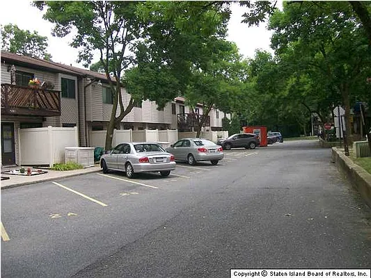 Sold by Robert DeFalco Realty | media 39