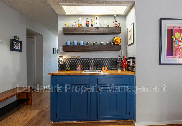 1903 Spies Springs Ct — Photo 13