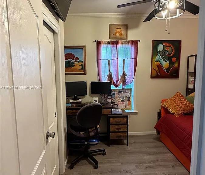 4219 Royal Manor Blvd #HOUSE — Photo 15