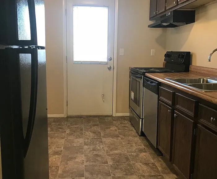 3068 Deepwood Dr — Photo 4