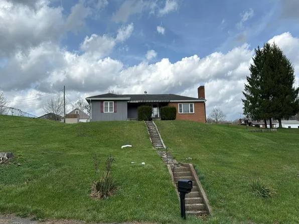 93 Penn St, New Bethlehem, PA 16242