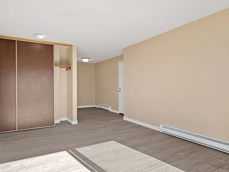 Stonebridge Apartments — Photo 69