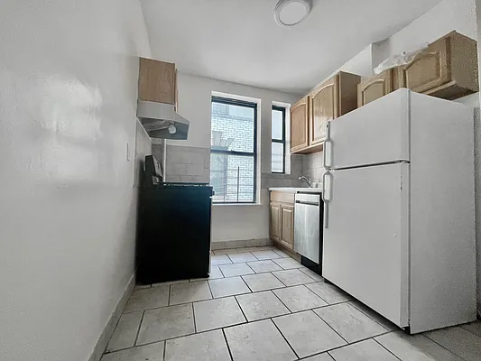 Rented by Corcoran | media 5