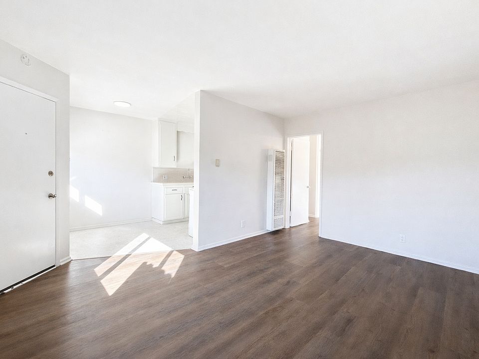 1st image of 2028 Wallace Ave #A