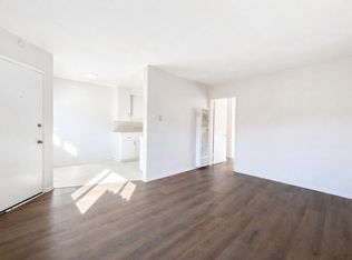 2028 Wallace Ave #A, Costa Mesa, CA 92627