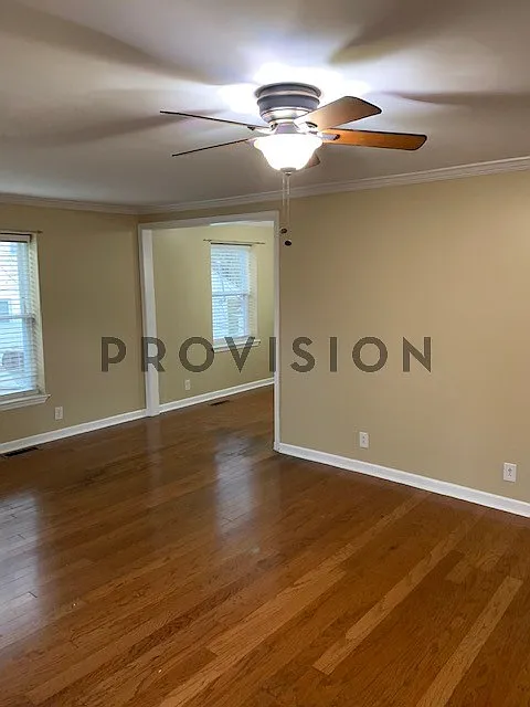 3BD/2BA House — Photo 2