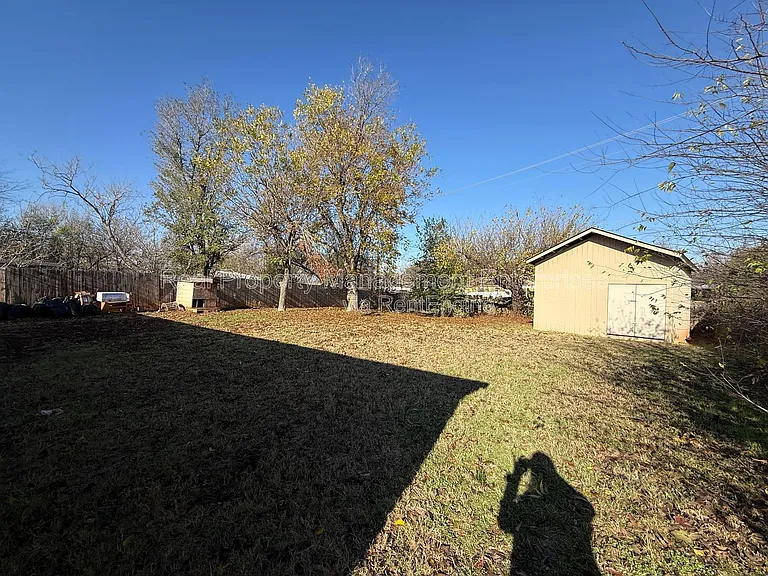 5305 S Drexel Ave — Photo 11
