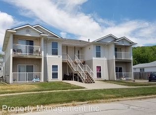 220 14th Ave APT 4, Council Bluffs, IA 51503