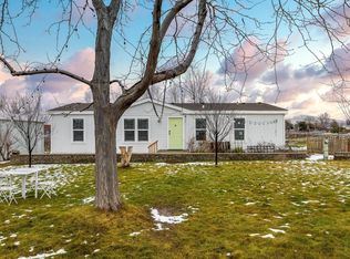 21004 E Sandstone Dr, Benton City, WA 99320