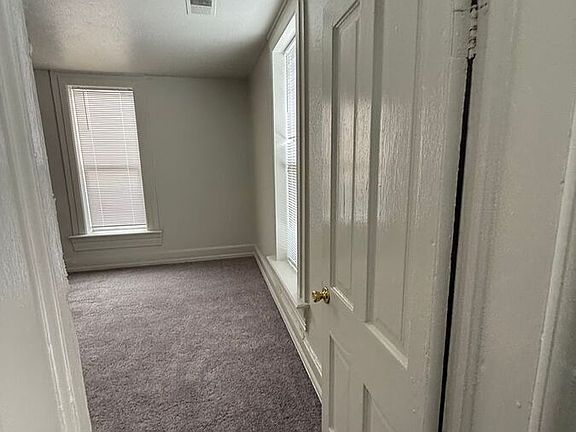 4th image of 2326 N Federal Blvd #2