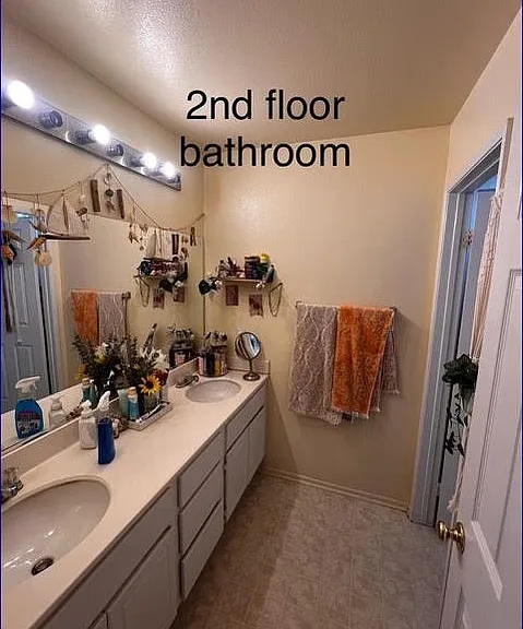 5679 Allendale Dr — Photo 17