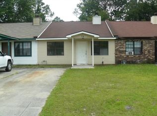 718 Sharon St, Hinesville, GA 31313