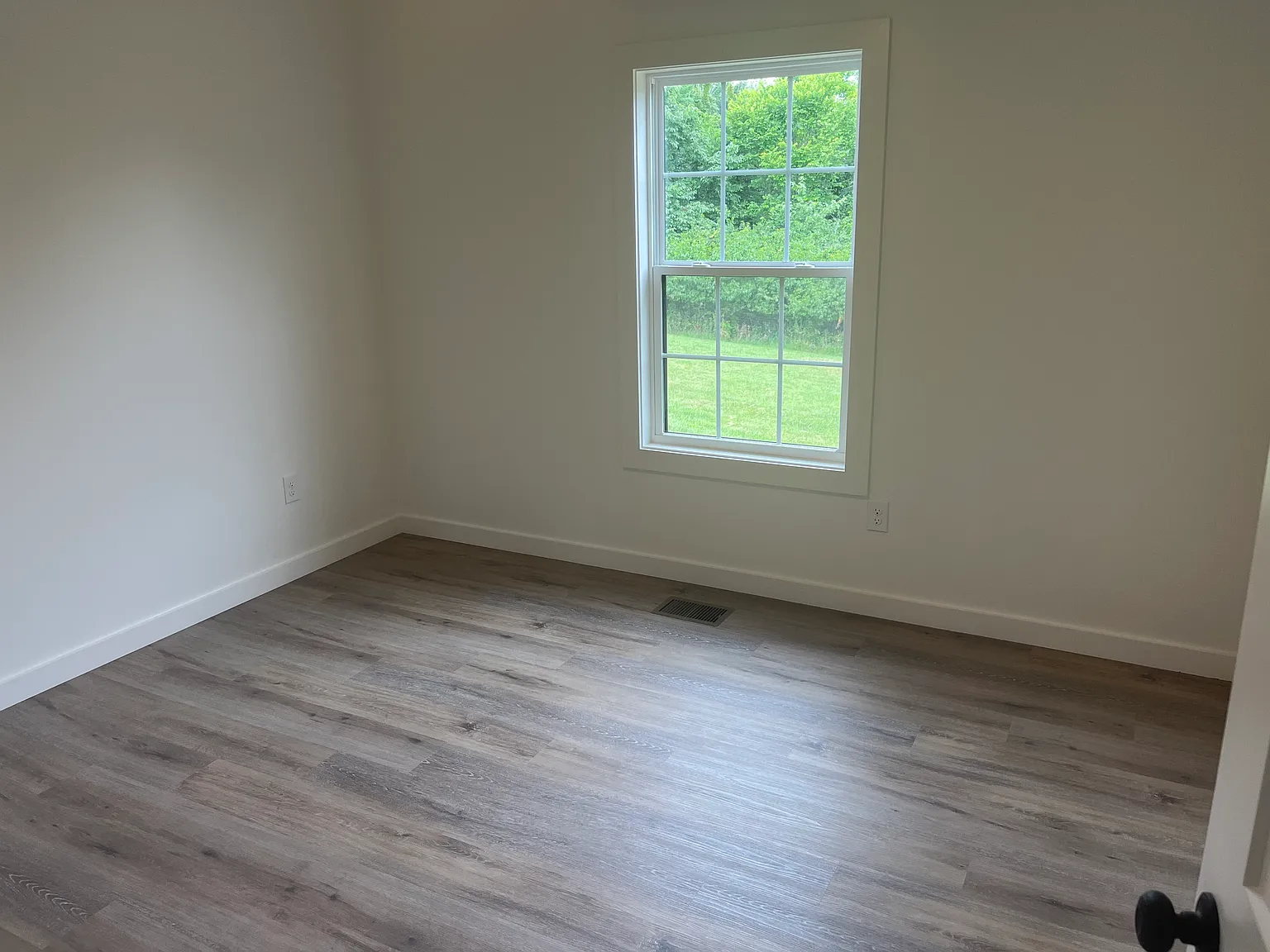 3 bed, 1452 sqft, $2,395 — Photo 4
