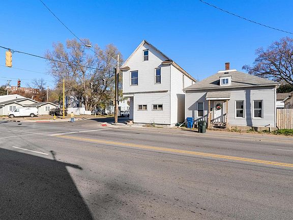 4th image of 627 N Division St